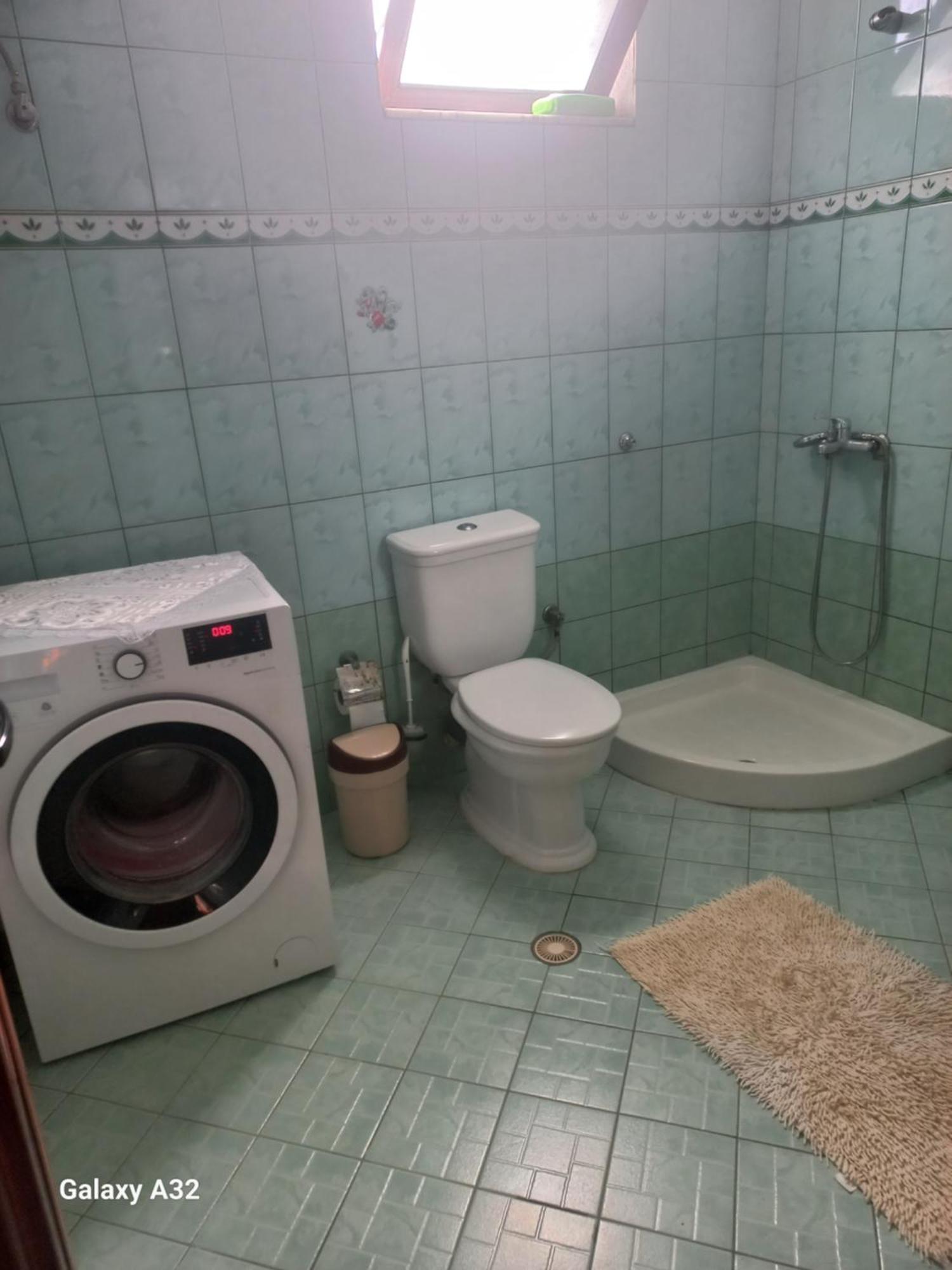Villa Orhan Lazarat Gjirokastër Esterno foto